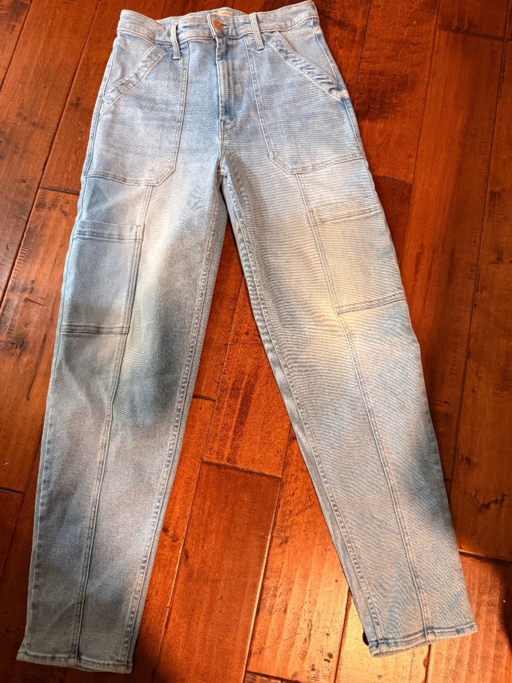 Mother-The Private Double Pocket Skimp Cargo Tapered Jeans.